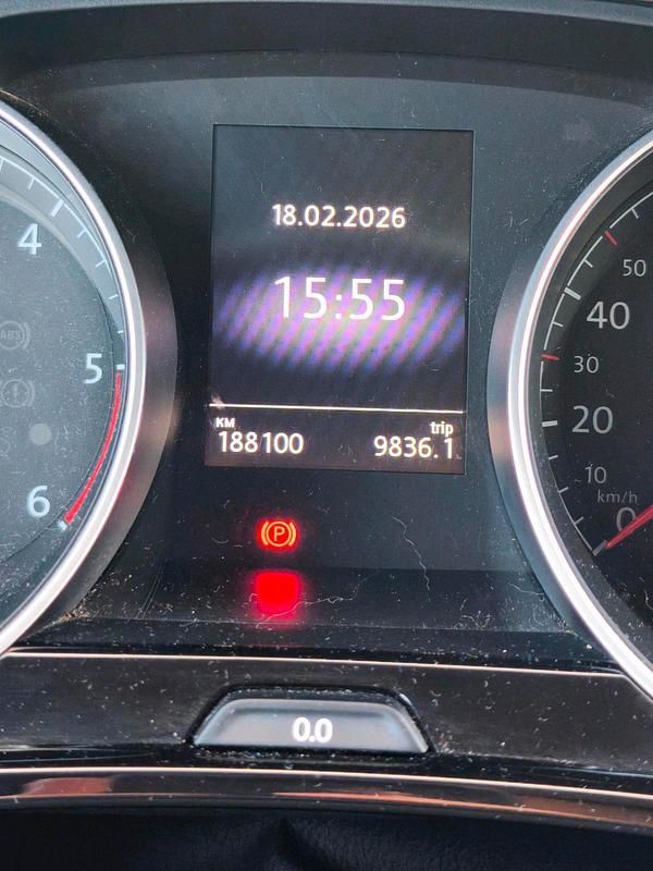 Gebraucht VW Touran 150 PS (110 kW) 2016 Weiß Van / Kleinbus