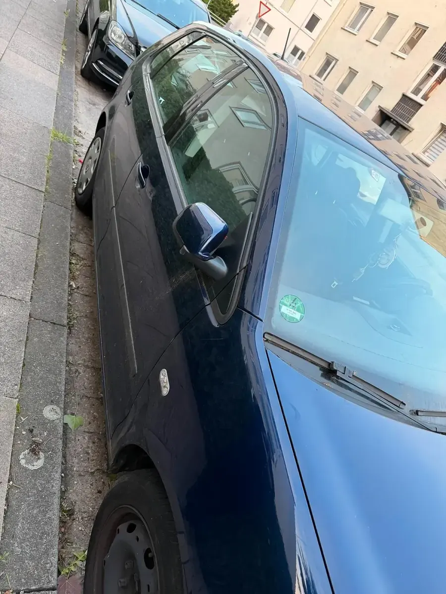 Gebraucht VW Polo Basis 60 PS (44 kW) 2004 Blau Kleinwagen
