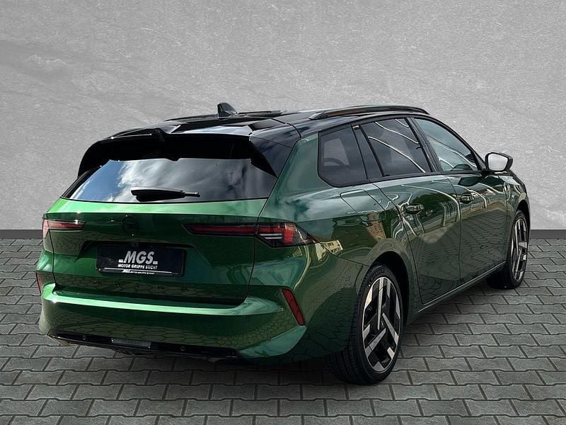 Neu Opel Astra Ultimate 114 kW (156 PS) 2026 Klover grün