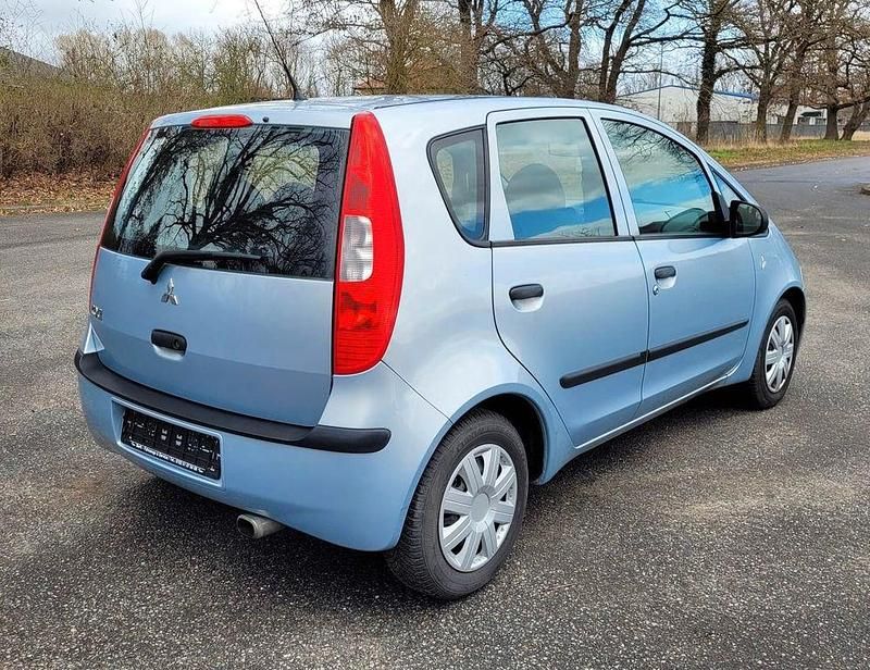 Gebraucht Mitsubishi Colt 75 PS (55 kW) 2004 Blau Kleinwagen