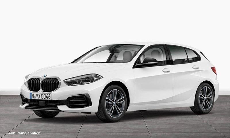Weiß Gebraucht 2023 BMW 118 Sport Line Kleinwagen | 26.911 € (Fairer Preis) - Bild 1/3
