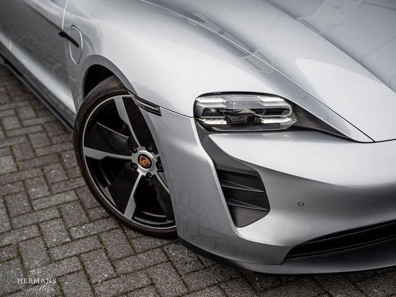 Gebraucht Porsche Taycan Performance Package 350 kW (476 PS) 2021 Grau Limousine