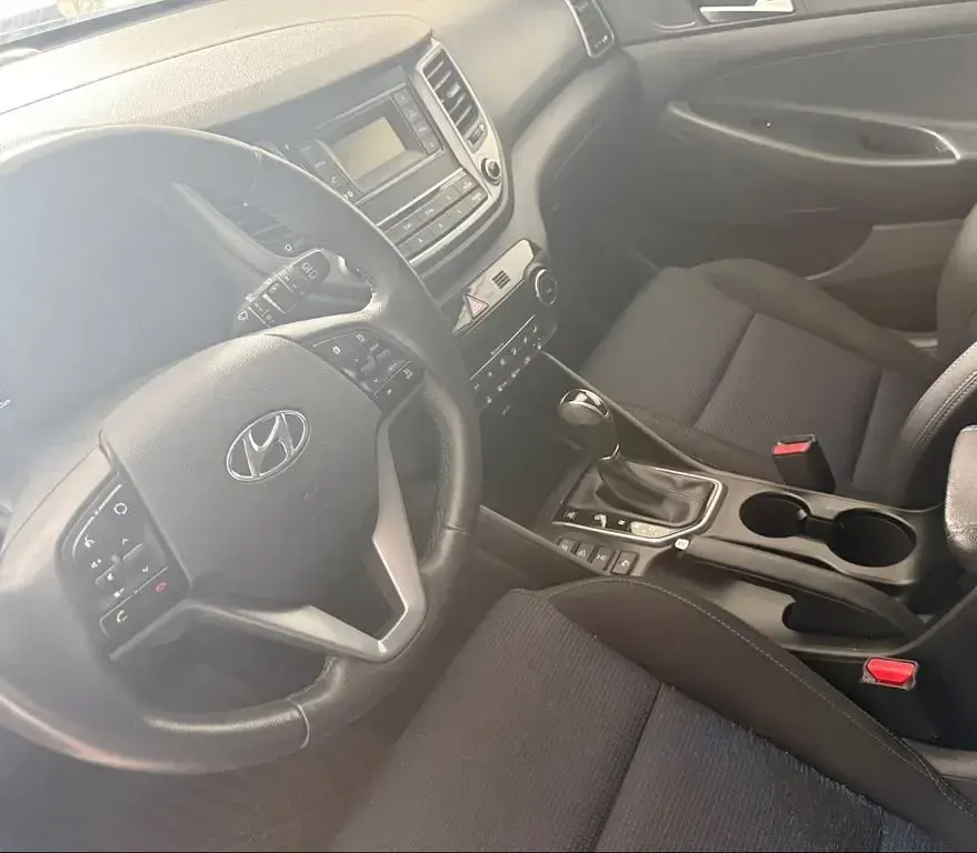 Gebraucht Hyundai Tucson 177 PS (130 kW) 2016 Schwarz SUV