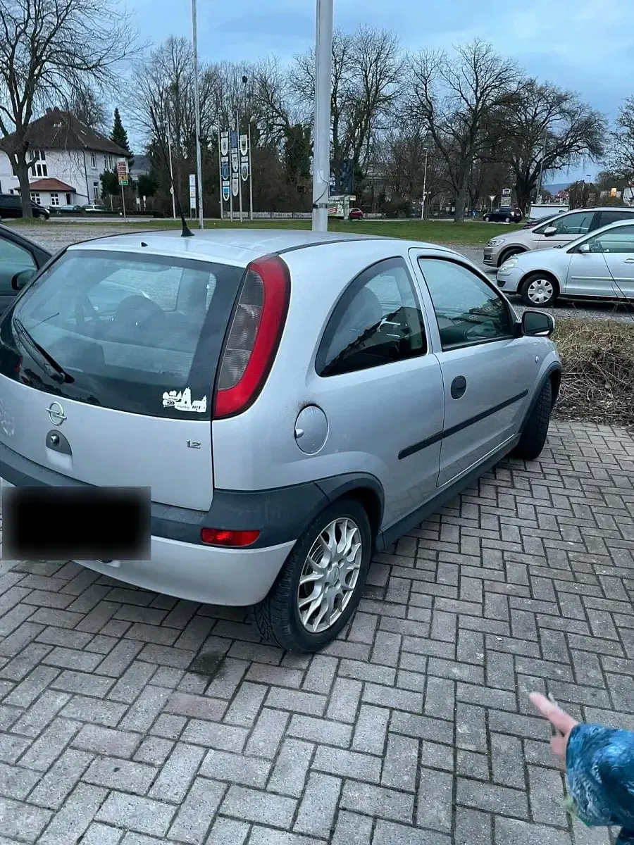 Gebraucht Opel Corsa 75 PS (55 kW) 2002 Silber Kleinwagen