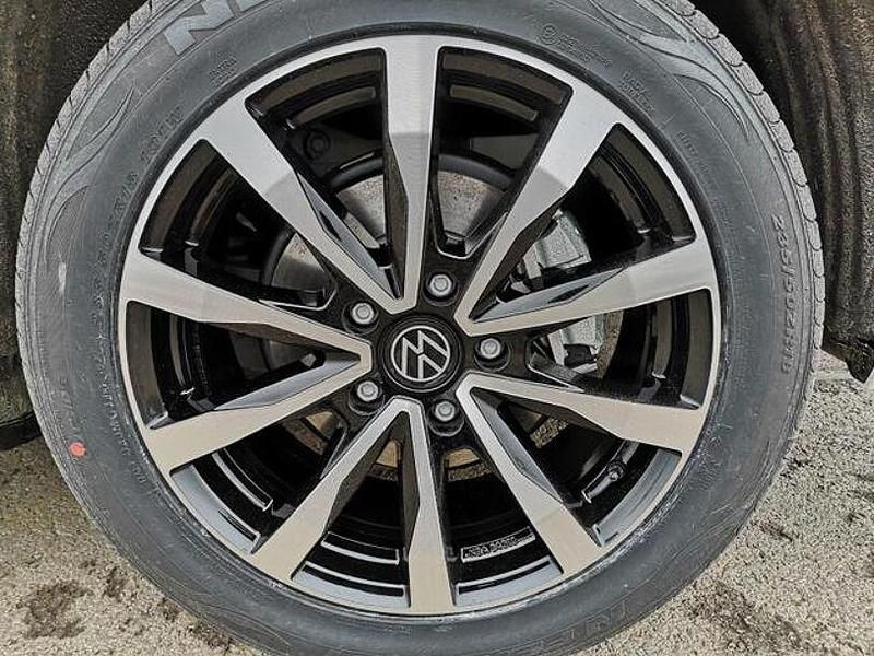 Neu VW Multivan Comfortline 110 PS (80 kW) 2026 Andere Van