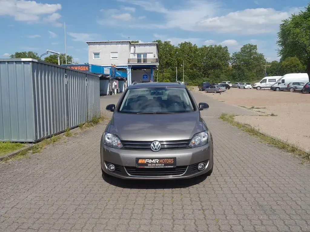 Gebraucht VW Golf Plus Cross Style 105 PS (77 kW) 2011 Braun Limousine