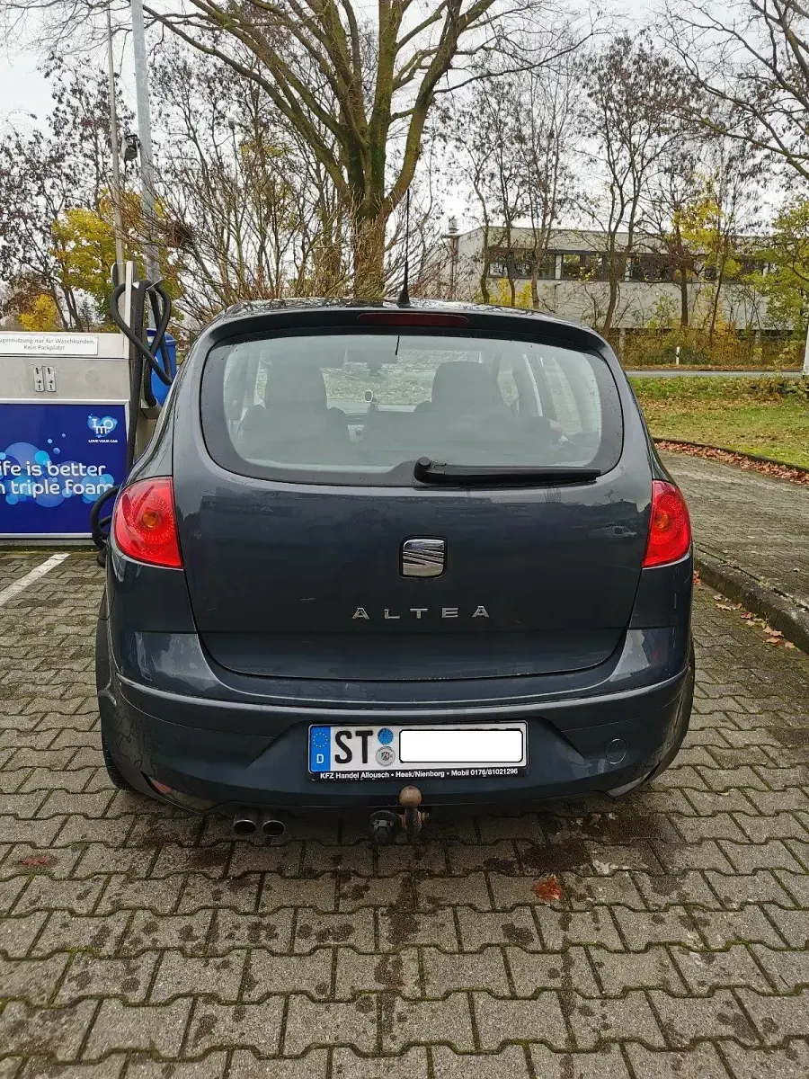 Occasion Seat Altea 105 ch (77 kW) 2007 Gris Berline
