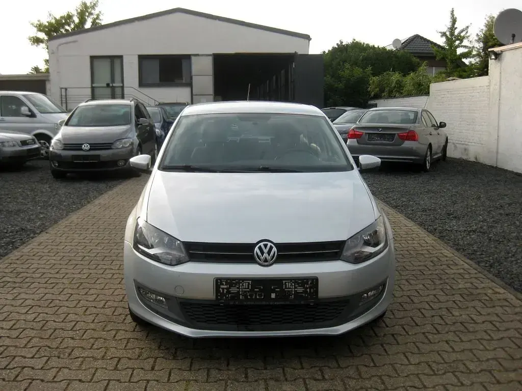 Gebraucht VW Polo Comfortline 105 PS (77 kW) 2010 Silber Kleinwagen