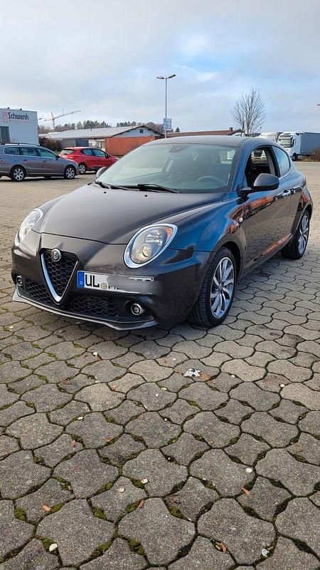 Andere farben Gebraucht 2018 Alfa Romeo MiTo Super Kleinwagen | 9.900 € (Fairer Preis) - Bild 1/4