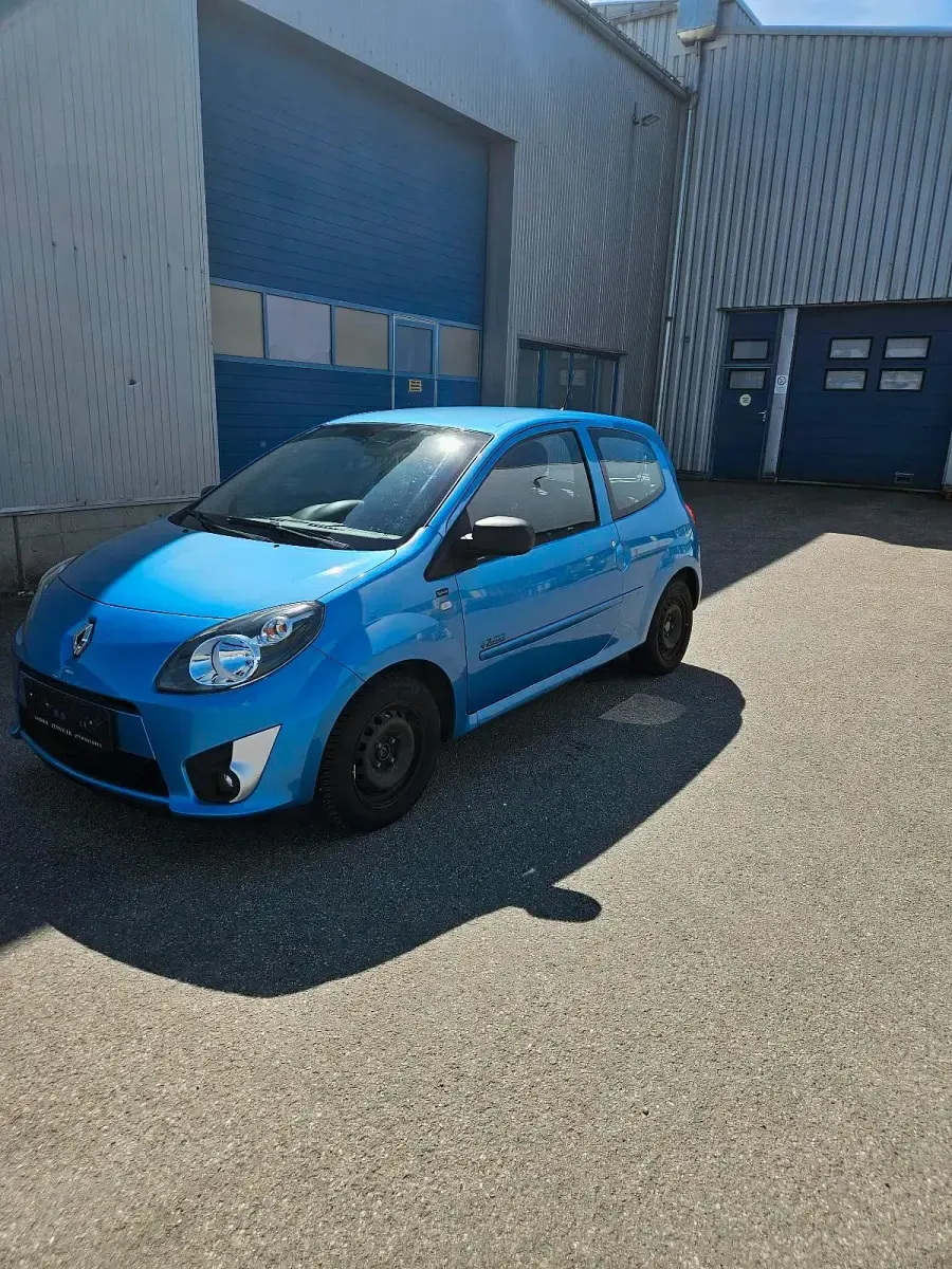 Gebraucht Renault Twingo 75 PS (55 kW) 2011 Blau Kleinwagen