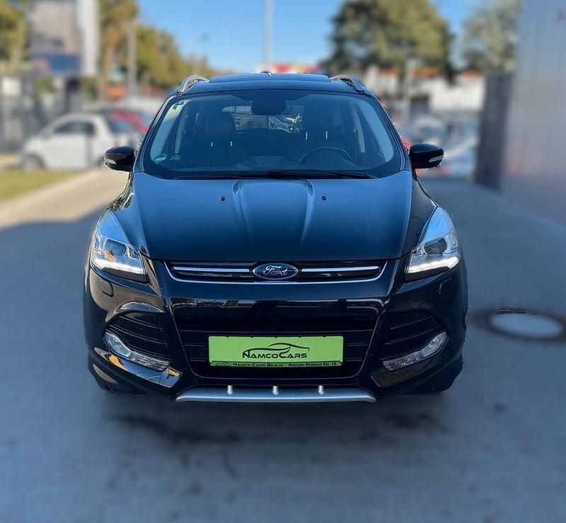 Gebraucht Ford Kuga Individual 182 PS (133 kW) 2016 Schwarz SUV