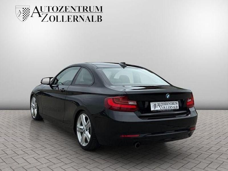 Gebraucht BMW 220 Sport Line 270 PS (198 kW) 2015 Schwarz Coupé