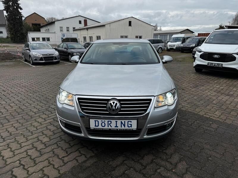 Silber Gebraucht 2009 VW Passat Highline Limousine | 4.500 € (Guter Preis) - Bild 1/4