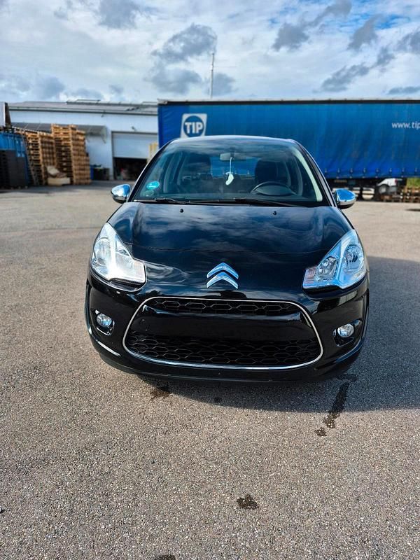 Schwarz Gebraucht 2012 Citroën C3 Kleinwagen | 3.600 € (Fairer Preis) - Bild 1/4