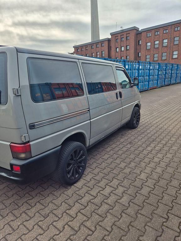 Second-hand VW T4 102 CP (75 kW) 2001 Gri Van
