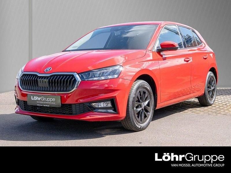 Gebraucht Skoda Fabia Selection 95 PS (69 kW) 2023 Rot Kleinwagen