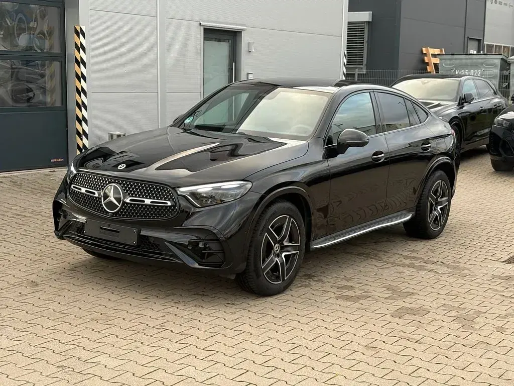 Gebraucht Mercedes GLC220 AMG line 197 PS (144 kW) 2025 Schwarz SUV