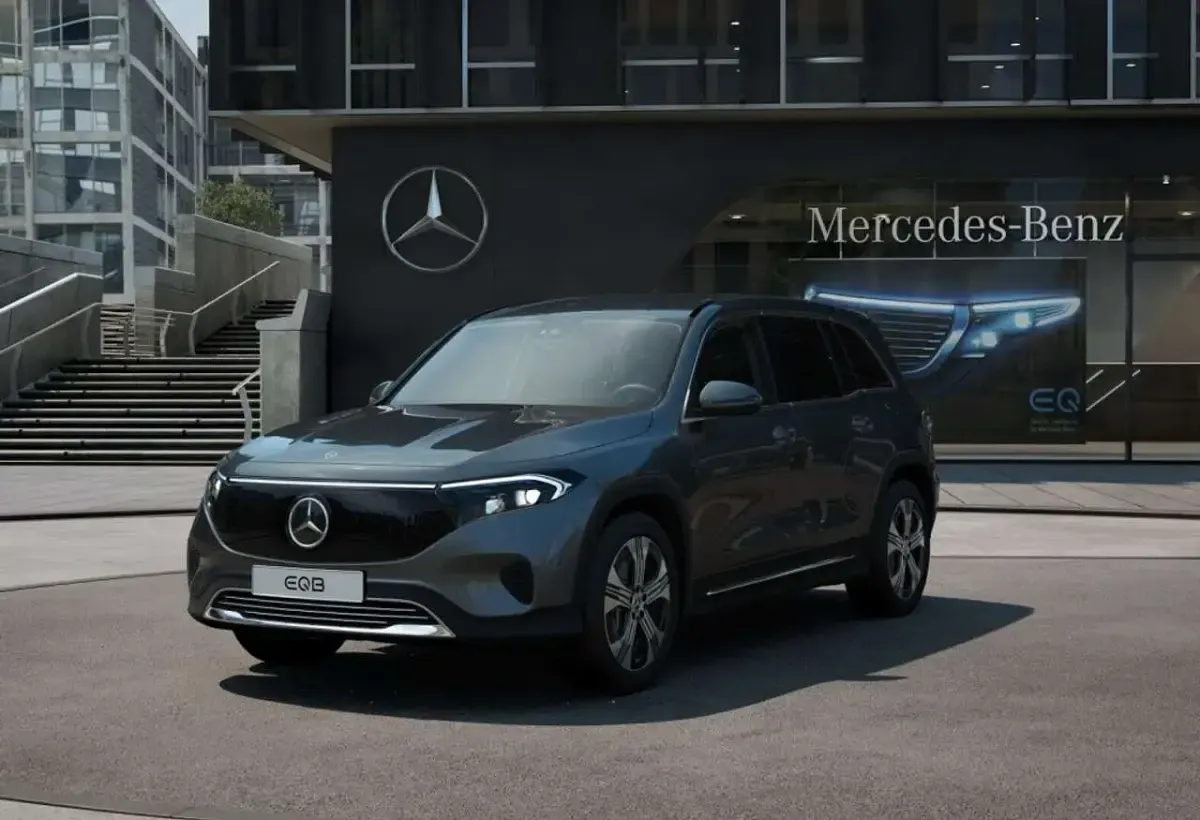 Gebraucht Mercedes EQB250+ Progressive 139 kW (190 PS) 2025 Metalliclack mountaingrau SUV