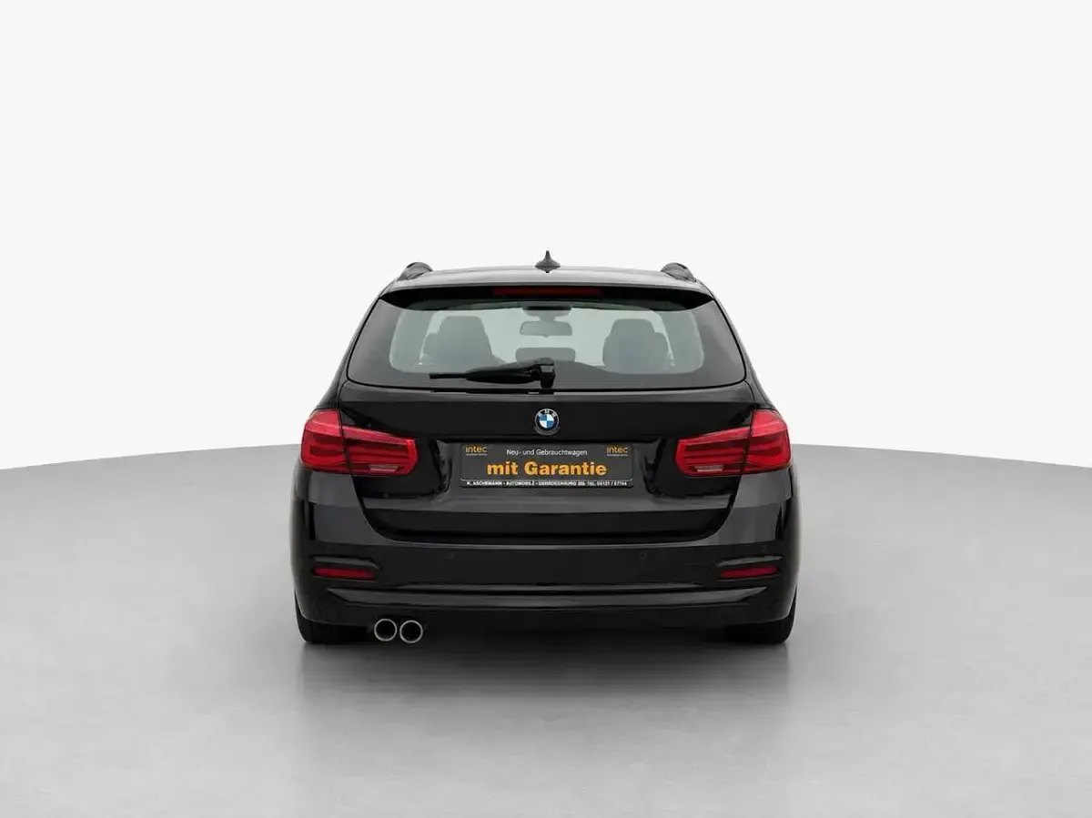 Gebraucht BMW 320 Advantage 190 PS (139 kW) 2017 Schwarz ii Kombi
