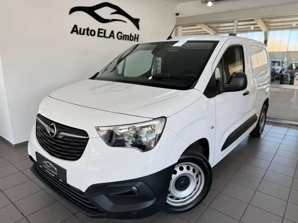 Gebraucht Opel Combo 102 PS (75 kW) 2022 Weiß Van / Kleinbus