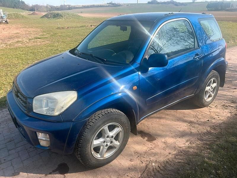 Gebraucht Toyota RAV4 150 PS (110 kW) 2000 Blau SUV