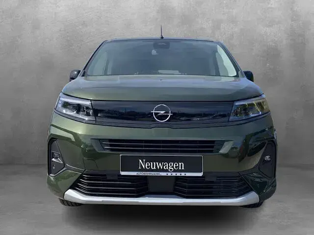 Nowe Opel Combo 131 KM (96 kW) 2026 Zielony Minivan