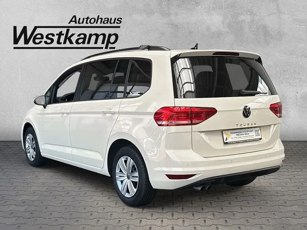 Neu VW Touran Edition 150 PS (110 kW) 2026 Gelb Van / Kleinbus