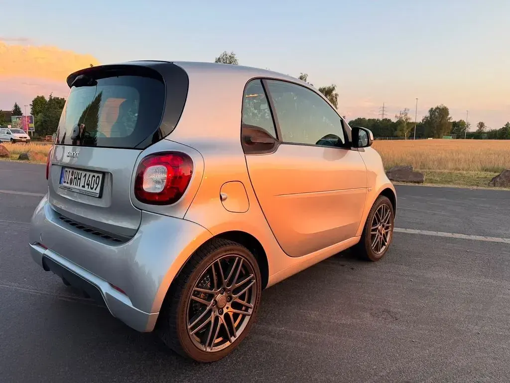 Gebraucht Smart ForTwo Cabrio Brabus 90 PS (66 kW) 2018 Silber Cabrio