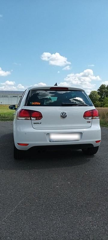 Gebraucht VW Golf VII Highline 160 PS (117 kW) 2012 Weiß Limousine