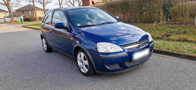 Usata Opel Corsa 75 CV (55 kW) 2004 Blu Utilitaria