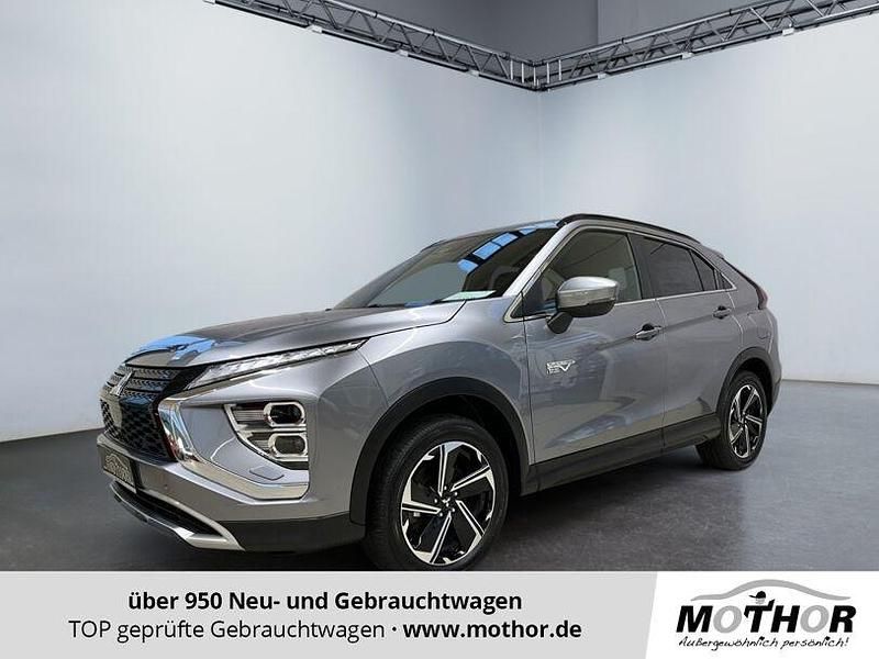 Platinumgrau (m) Gebraucht 2022 Mitsubishi Eclipse Cross Plus SUV | 20.269 € (Fairer Preis) - Bild 1/4