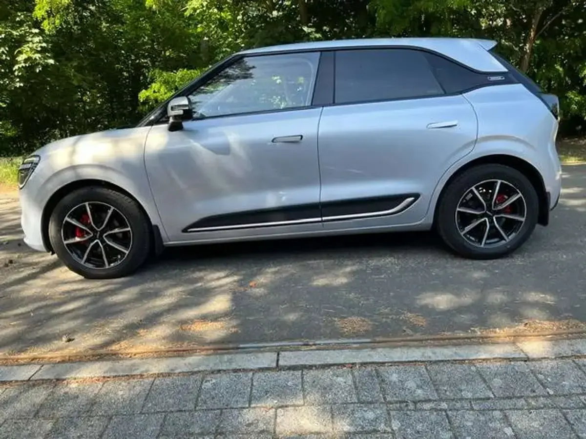 Gebraucht DongFeng Box 69 kW (95 PS) 2025 Silber Kleinwagen