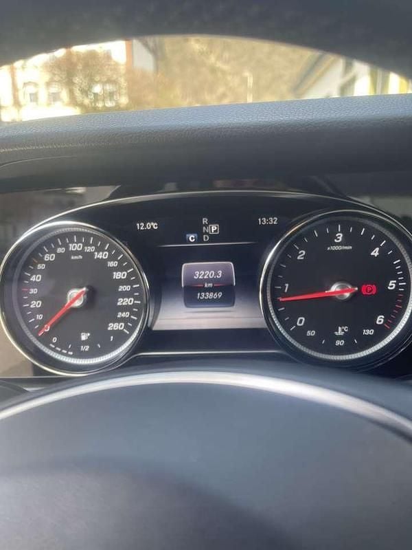 Second-hand Mercedes E220 194 CP (142 kW) 2016 Berlinǎ