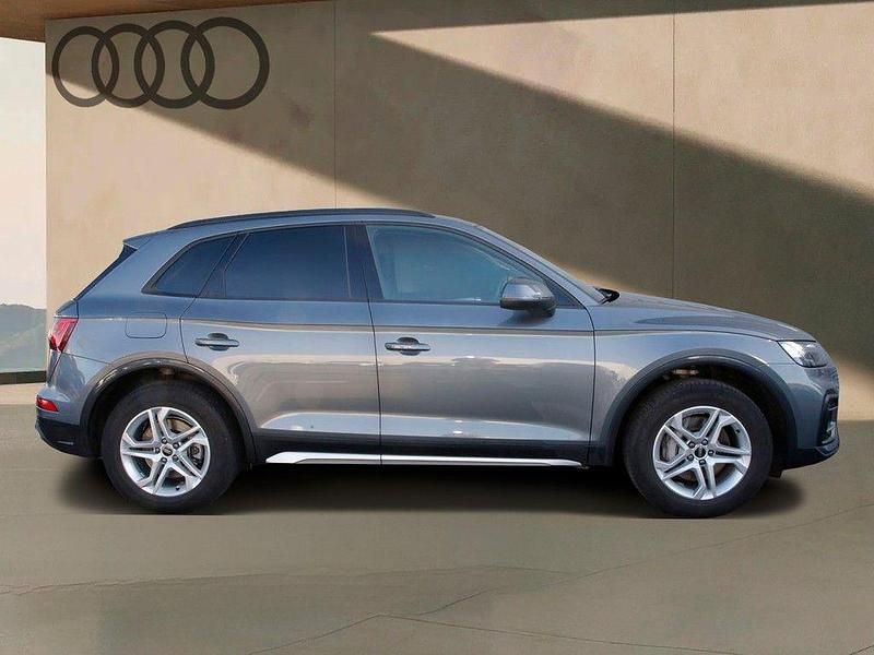 Gebraucht Audi Q5 Advanced Plus 299 PS (219 kW) 2022 Individuallackierungen audi exclusive SUV