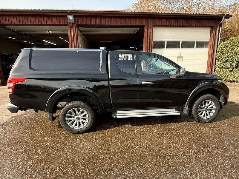 Gebraucht Mitsubishi L200 181 PS (133 kW) 2017 Schwarz Pickup