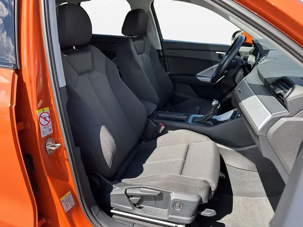 Gebraucht Audi Q3 Advanced Plus 150 PS (110 kW) 2023 Orange SUV