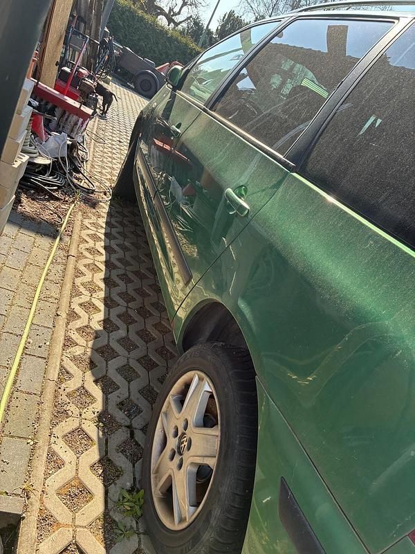 Gebraucht VW Sharan 200 PS (147 kW) 2000 Grün Van / Kleinbus