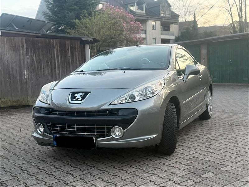 Gebraucht Peugeot 207 CC 2009 Grau Cabrio