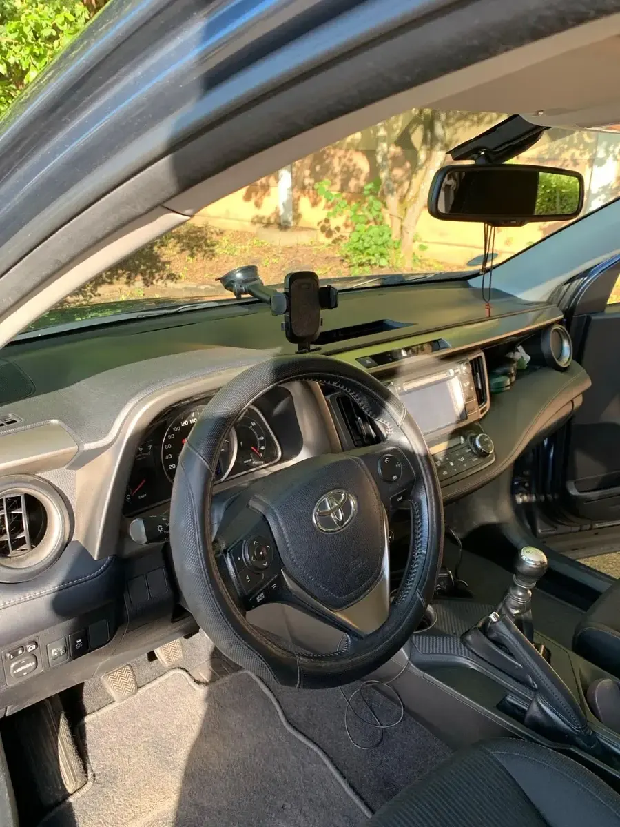 Gebraucht Toyota RAV4 124 PS (91 kW) 2013 Grau SUV
