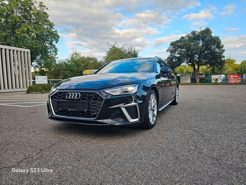 Schwarz Gebraucht 2022 Audi A4 S-Line Limousine | 17.999 € (Guter Preis) - Bild 1/4