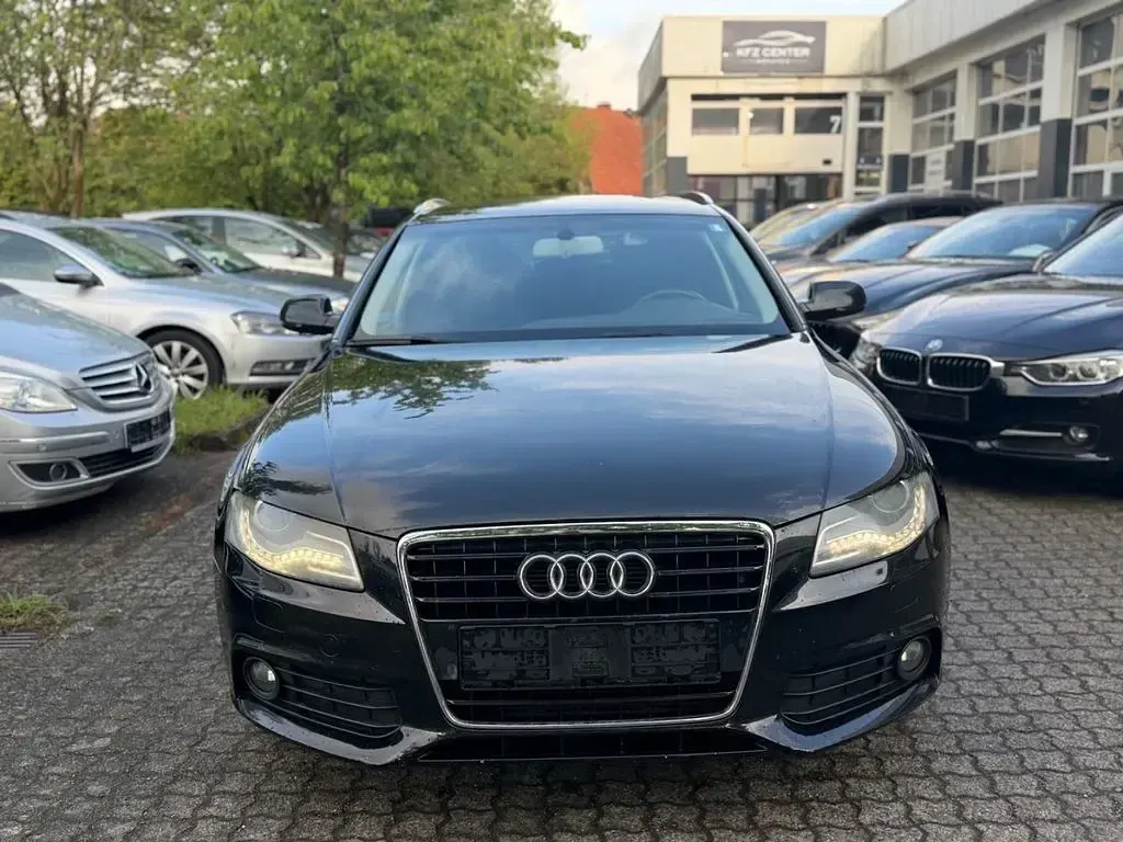 Gebraucht Audi A4 Attraction 143 PS (105 kW) 2009 Schwarz Kombi