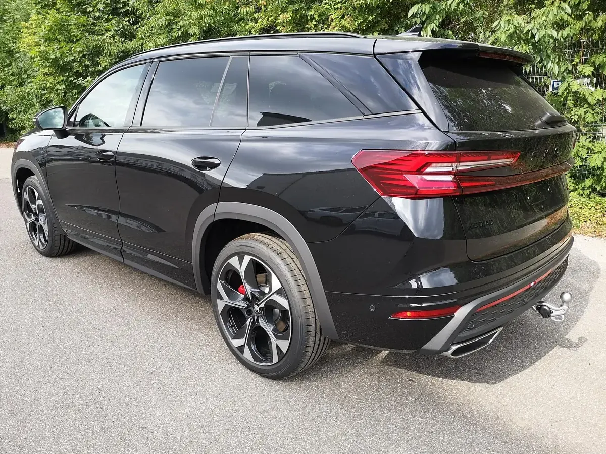Neu Skoda Kodiaq RS 2026 Black magic perleffekt SUV
