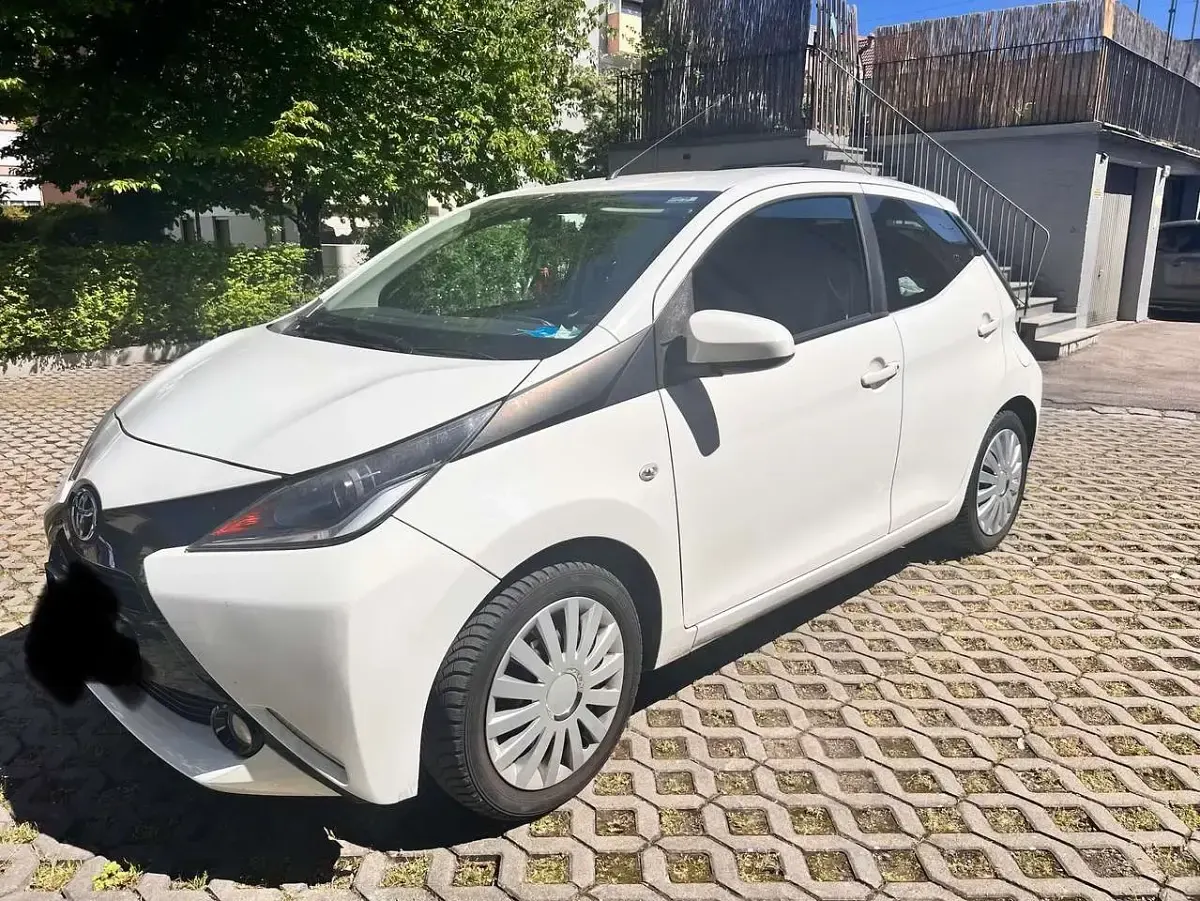 Gebraucht Toyota Aygo 69 PS (50 kW) 2018 Kleinwagen