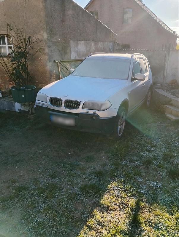 Silber Gebraucht 2005 BMW X3 SUV | 2.000 € (Superpreis) - Bild 1/4