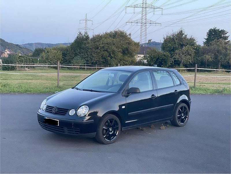 Schwarz Gebraucht 2005 VW Polo Kleinwagen | 700 € (Superpreis) - Bild 1/4