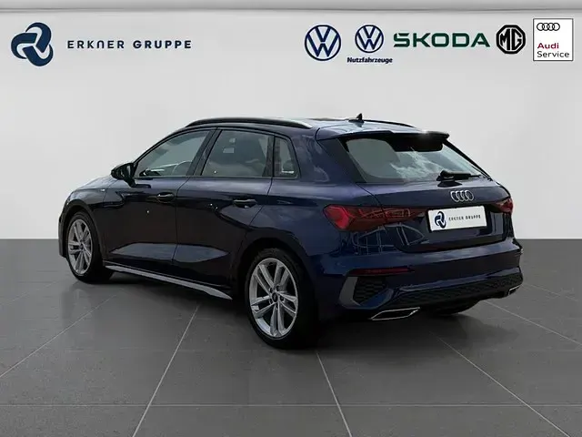 Gebraucht Audi A3 S-Line 150 PS (110 kW) 2021 Blau Limousine