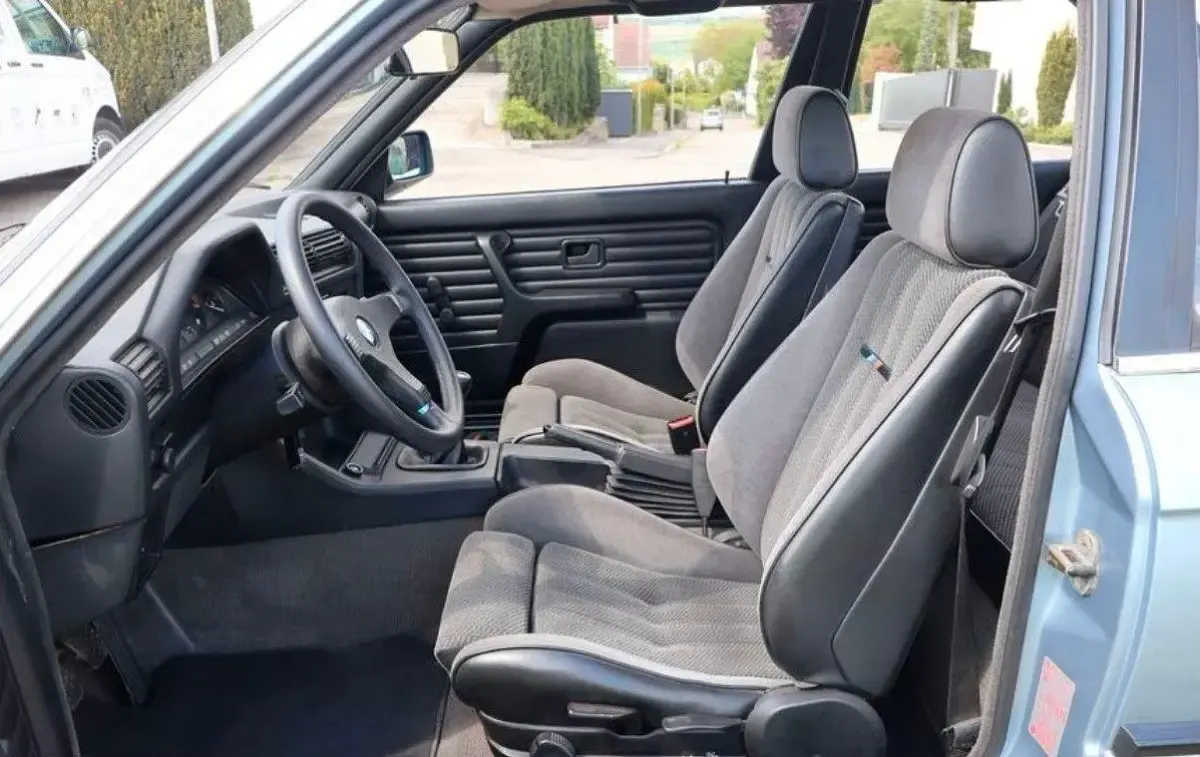 Gebraucht BMW 316 Sport Line 102 PS (75 kW) 1989 Blau Coupé