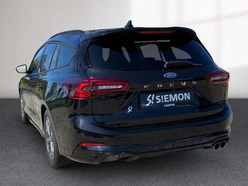 Gebraucht Ford Focus ST-Line X 116 PS (85 kW) 2025 Schwarz Kombi