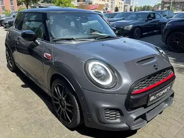 Gebraucht Mini John Cooper Works Chili 231 PS (169 kW) 2020 Grau Kleinwagen
