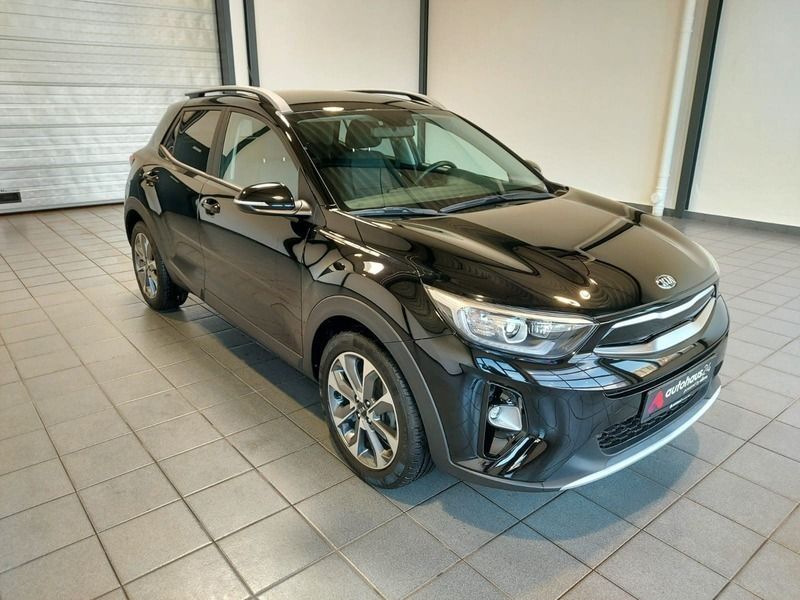 Schwarz Gebraucht 2021 Kia Stonic Vision SUV | 14.990 € (Fairer Preis) - Bild 1/4
